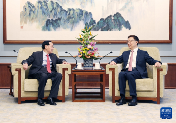 hanzheng.jpg